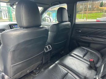 MITSUBISHI OUTLANDER 2.4h TwinMotor 13.8kWh 4h SUV 5dr Petrol Plug-in Hybrid CVT 4WD 