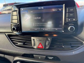 HYUNDAI I30 1.4 T-GDi Blue Drive SE Nav Hatchback 5dr Petrol DCT Euro 6 (s/s