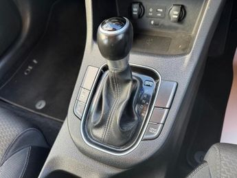 HYUNDAI I30 1.4 T-GDi Blue Drive SE Nav Hatchback 5dr Petrol DCT Euro 6 (s/s