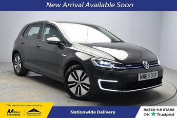 Volkswagen Golf 35.8kWh e-Golf Hatchback 5dr Electric Auto (136 ps)