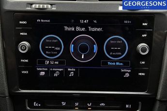 VOLKSWAGEN E-GOLF 35.8kWh e-Golf Hatchback 5dr Electric Auto (136 ps)