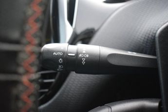 PEUGEOT 2008 1.2 PureTech GT Line SUV 5dr Petrol EAT Euro 6 (s/s) (130 ps)