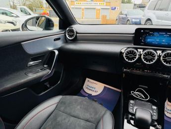 MERCEDES-BENZ A-CLASS 2.0 A200d AMG Line (Executive) Hatchback 5dr Diesel 8G-DCT Euro 