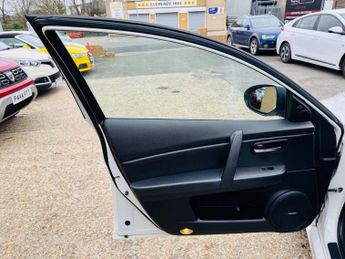 MAZDA MAZDA6 2.2d Sport Hatchback 5dr Diesel Manual Euro 5 (180 ps)