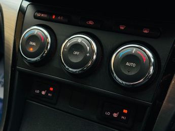 MAZDA MAZDA6 2.2d Sport Hatchback 5dr Diesel Manual Euro 5 (180 ps)