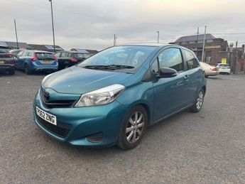 TOYOTA YARIS 1.4 D-4D TR Hatchback 3dr Diesel Manual Euro 5 (90 ps)