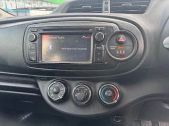 TOYOTA YARIS 1.4 D-4D TR Hatchback 3dr Diesel Manual Euro 5 (90 ps)