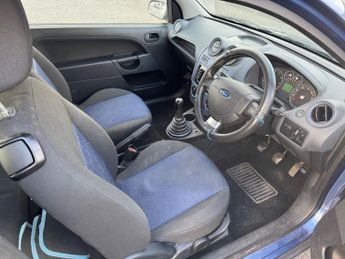 FORD FIESTA 1.4 Zetec Blue Edition Hatchback 3dr Petrol Manual (147 g/km, 79