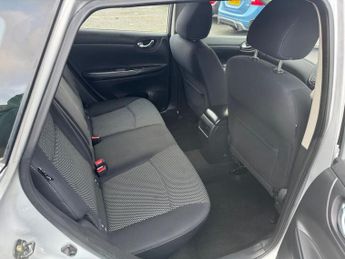 NISSAN PULSAR 1.2 DIG-T Acenta Hatchback 5dr Petrol XTRON Euro 5 (s/s) Euro 5 