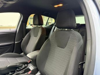 VAUXHALL ASTRA 1.4i Turbo SRi Hatchback 5dr Petrol Auto Euro 6 (s/s) (150 ps)