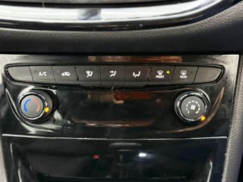 VAUXHALL ASTRA 1.4i Turbo SRi Hatchback 5dr Petrol Auto Euro 6 (s/s) (150 ps)