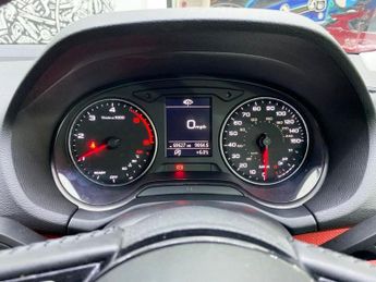 AUDI Q2 1.6 TDI 30 Sport SUV 5dr Diesel Manual Euro 6 (s/s) (116 ps)