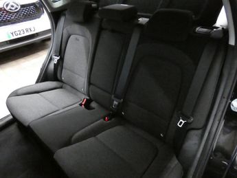 HYUNDAI KONA 64kWh Premium SUV 5dr Electric Auto (10.5kW Charger) (204 ps)