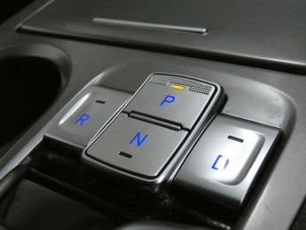 HYUNDAI KONA 64kWh Premium SUV 5dr Electric Auto (10.5kW Charger) (204 ps)