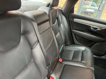 VOLVO S90 2.0 D4 Momentum Plus Saloon 4dr Diesel Auto Euro 6 (s/s) (190 ps