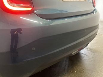 FIAT 500e C 42kWh La Prima Convertible 2dr Electric Auto (118 ps)