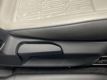 FIAT 500e C 42kWh La Prima Convertible 2dr Electric Auto (118 ps)