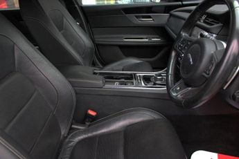 JAGUAR XF 2.0d R-Sport Sportbrake 5dr Diesel Auto Euro 6 (s/s) (180 ps)