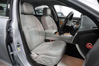 JAGUAR XF 2.7d V6 Luxury Saloon 4dr Diesel Auto Euro 4 (207 ps)
