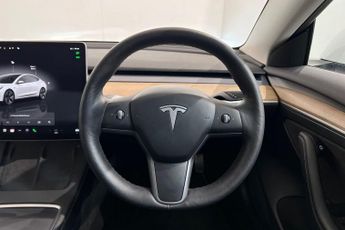 TESLA Model 3 Saloon 4dr Electric Auto RWD (241 bhp) Fixed Panoramic Glass Roo