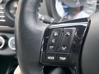 TOYOTA YARIS 1.5 VVT-i Icon Hatchback 5dr Petrol CVT Euro 6 (111 ps)