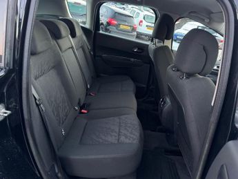 PEUGEOT 3008 1.6 e-HDi Active SUV 5dr Diesel EGC Euro 5 (s/s) (112 ps)