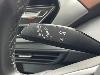 VOLKSWAGEN ID.4 Pro Performance 77kWh Max SUV 5dr Electric Auto (204 ps)