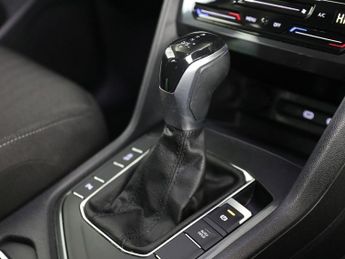 VOLKSWAGEN TIGUAN ALLSPACE 1.5 TSI Life SUV 5dr Petrol DSG Euro 6 (s/s) (150 ps)