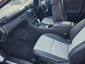 MERCEDES-BENZ C-CLASS 1.8 C180 Kompressor SE Coupe 2dr Petrol Automatic (193 g/km, 143