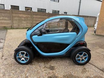 RENAULT TWIZY Dynamique Coupe Electric Auto (18 ps)