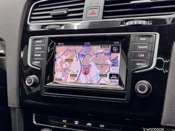 VOLKSWAGEN GOLF 2.0 TDI BlueMotion Tech GT Estate 5dr Diesel Manual Euro 5 (s/s)