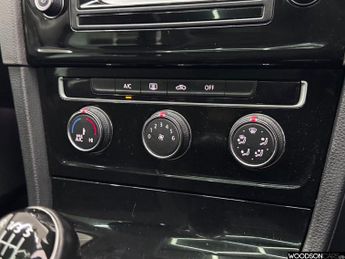 VOLKSWAGEN GOLF 2.0 TDI BlueMotion Tech GT Estate 5dr Diesel Manual Euro 5 (s/s)