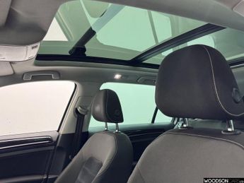 VOLKSWAGEN GOLF 2.0 TDI BlueMotion Tech GT Estate 5dr Diesel Manual Euro 5 (s/s)