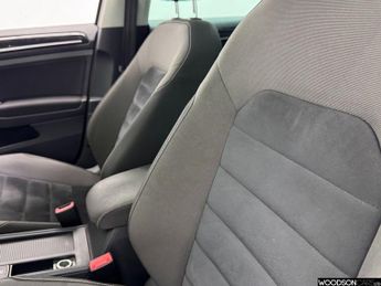 VOLKSWAGEN GOLF 2.0 TDI BlueMotion Tech GT Estate 5dr Diesel Manual Euro 5 (s/s)