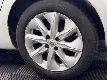 RENAULT ZOE 22kWh Dynamique Intens Hatchback 5dr Electric Auto (Battery Leas