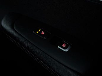 KIA SORENTO 2.2 CRDi KX-3 SUV 5dr Diesel Auto AWD Euro 6 (197 bhp)