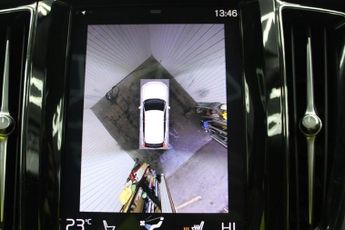 VOLVO XC60 2.0 D4 Momentum SUV 5dr Diesel Auto Euro 6 (s/s) (190 ps)