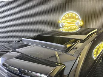 LAND ROVER DEFENDER 5.0 P525 V8 SUV 3dr Petrol Auto 4WD Euro 6 (s/s) (525 ps)