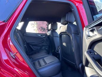 PORSCHE MACAN 2.0 Macan Semi-Auto 4WD 5dr