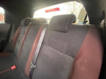 NISSAN JUKE 1.2 DIG-T N-Connecta SUV 5dr Petrol Manual Euro 6 (s/s) (115 ps)