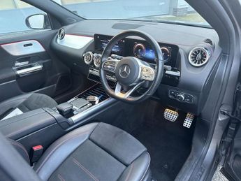 MERCEDES-BENZ EQA EQA 250 66.5kWh AMG Line (Premium) SUV 5dr Electric Auto (190 ps