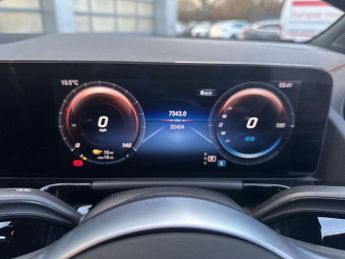 MERCEDES-BENZ EQA EQA 250 66.5kWh AMG Line (Premium) SUV 5dr Electric Auto (190 ps