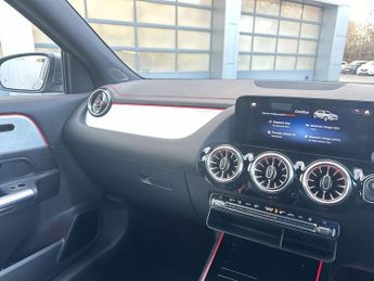 MERCEDES-BENZ EQA EQA 250 66.5kWh AMG Line (Premium) SUV 5dr Electric Auto (190 ps