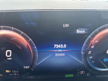 MERCEDES-BENZ EQA EQA 250 66.5kWh AMG Line (Premium) SUV 5dr Electric Auto (190 ps