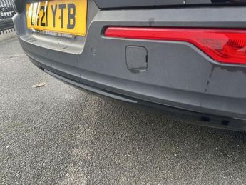 VOLVO XC40 2.0 B4 MHEV R-Design Pro SUV 5dr Petrol Hybrid Auto Euro 6 (s/s)