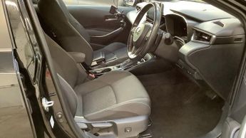 TOYOTA COROLLA 2.0 VVT-h Design Hatchback 5dr Petrol Hybrid CVT Euro 6 (s/s) (1