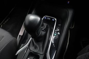 TOYOTA COROLLA 2.0 VVT-h Design Hatchback 5dr Petrol Hybrid CVT Euro 6 (s/s) (1