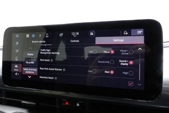 FIAT 500E 42kWh Icon Hatchback 3dr Electric Auto (118 ps)