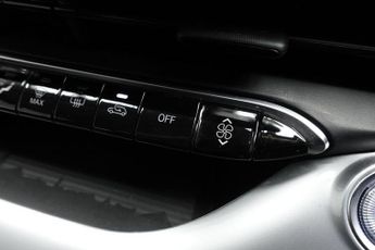 FIAT 500E 42kWh Icon Hatchback 3dr Electric Auto (118 ps)