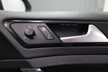 VOLKSWAGEN GOLF 2.0 TSI BlueMotion Tech GTI Hatchback 5dr Petrol DSG Euro 6 (s/s